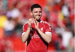 Chelsea được khuyên nên chiêu mộ Andy Robertson