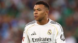 Mbappe trở lại tập luyện, có thể tái xuất ở El Clasico