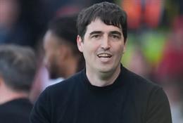 Chelsea đàm phán với HLV Andoni Iraola