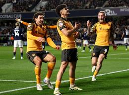 Xác định CLB đầu tiên vào chung kết play-off thăng hạng Premier League
