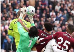 Thủ môn West Ham lên tiếng về bàn thắng bị từ chối trước Arsenal