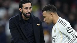 Arbeloa bảo vệ Mbappe giữa làn sóng chỉ trích dữ dội