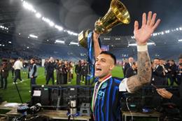 Inter hoàn tất cú đúp danh hiệu, Lautaro Martinez ca ngợi HLV Chivu