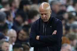 Arne Slot thừa nhận Liverpool sụp đổ trước Aston Villa