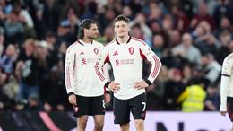 Carragher chỉ trích Liverpool có quá nhiều cầu thủ yếu ớt