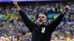 Pep Guardiola úp mở tương lai tại Man City