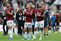 West Ham xuống hạng dù hủy diệt Leeds ở vòng cuối