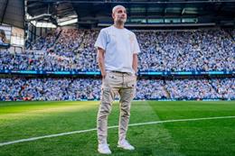 Màn chia tay xúc động của Pep Guardiola
