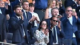 Chủ sở hữu Tottenham cam kết đầu tư tái thiết CLB