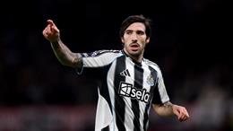 Newcastle sẵn sàng bán Sandro Tonali, MU và Man City vào cuộc