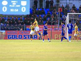 Người hùng Tuấn Linh giúp Bắc Ninh thăng hạng V.League trên chấm luân lưu