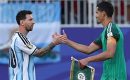 Messi khiến đối thủ phải khâm phục: Anh ấy quá giỏi so với chúng tôi