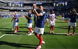 Kylian Mbappe lên tiếng sau khi đi vào lịch sử bóng đá Pháp