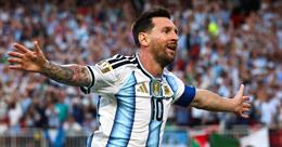 Messi không ‘điên’, chúng ta ‘điên’