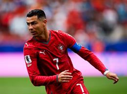 Ronaldo đăng tải thông điệp sau trận đấu nhạt nhòa trên tuyển Bồ Đào Nha
