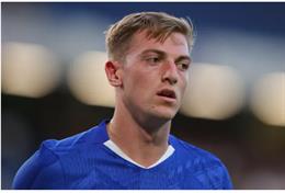 Chelsea chốt giá bán Liam Delap cho Everton và Newcastle