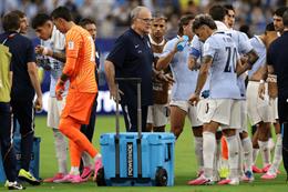 FIFA phủ nhận việc kiếm tiền từ quãng nghỉ tiếp nước 3 phút