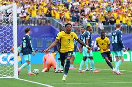 Ecuador nghỉ lễ sau kỳ tích vào vòng knock-out World Cup