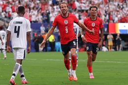 Harry Kane vượt Gary Lineker và CR7
