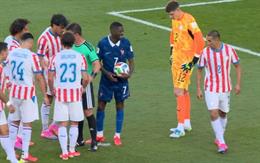 Chiêu trò bất thành của Paraguay​​​​​​​ trước Mbappe