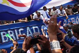 Các tuyển thủ Cape Verde về nước như người hùng