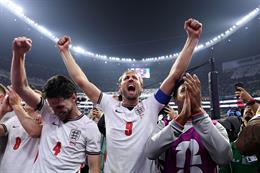 Harry Kane gào đến lạc giọng sau trận đấu điên rồ trước Mexico