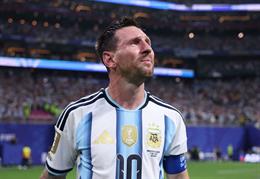 Leo Messi: Đàn ông ít khi khóc, họ chỉ khóc cho những điều xứng đáng