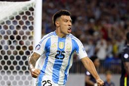 Lisandro Martinez trước cơ hội đi vào lịch sử World Cup cùng Argentina