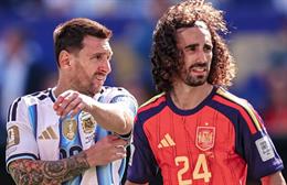 Vì sao Cucurella thoát thẻ đỏ trước Messi?