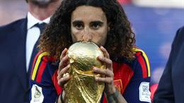 Cucurella quyết xăm hình HLV De la Fuente sau chức vô địch World Cup