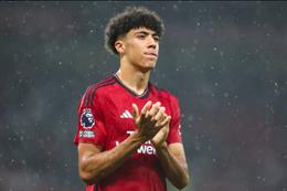 Everton chiêu mộ tiền đạo của MU