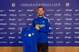 Chelsea chính thức công bố thương vụ Jordan Henderson
