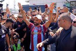 Mohamed Salah được chào đón như người hùng ở Thổ Nhĩ Kỳ
