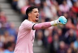 Man United nói lời chia tay thủ thành Altay Bayindir