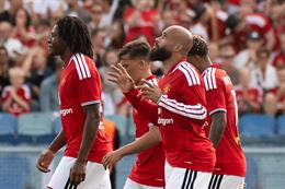 MU hòa nhà vua châu Âu PSG trên đất Thụy Điển