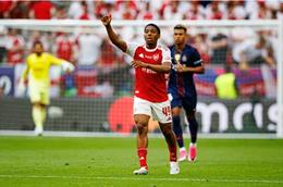 Arsenal được khuyên nên đổi Myles Lewis-Skelly lấy Marcus Rashford