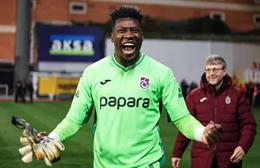 Chelsea được khuyên nên gây sốc với Andre Onana