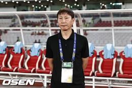 Báo chí Hàn Quốc và châu Á hết lời ngợi khen HLV Kim Sang Sik