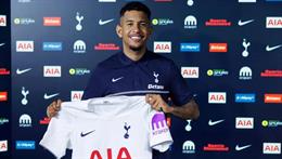 Tottenham chính thức công bố tân binh Savinho từ Man City