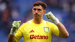 Chelsea được trao cơ hội chiêu mộ thủ môn Emiliano Martinez