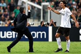 Mourinho và nghịch lý số 9: Vì sao Real Madrid không mua thêm tiền đạo?