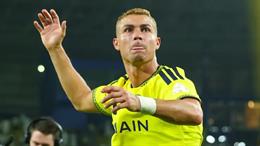 Ronaldo ghi bàn thắng thứ 978, giúp Al-Nassr giữ vững đỉnh bảng