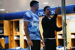 Để lọt lưới 3 bàn, Alonso vẫn hài lòng với Emiliano Martinez