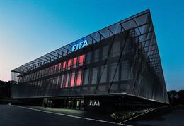 FIFA tố UEFA phát động chiến dịch bôi nhọ vô căn cứ