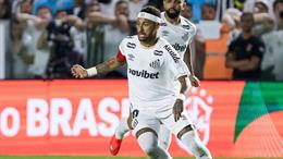 Neymar chỉ trích mặt sân của Santos sau khi dính chấn thương