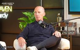Mike Dean không nên giả điên để làm tổn hại danh tiếng giới cầm còi