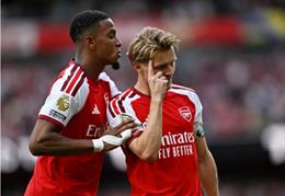 Peter Schmeichel đưa Martin Odegaard lên mây