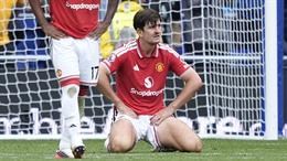 Gary Neville lo ngại điểm yếu phòng ngự đang kéo lùi Man United