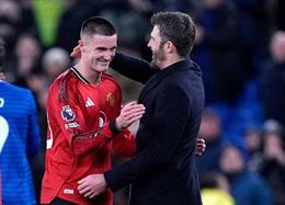 Michael Carrick chưa thực sự tin tưởng Benjamin Sesko