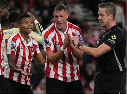 Trọng tài nhận sai khi thổi penalty cho Sunderland trước Arsenal